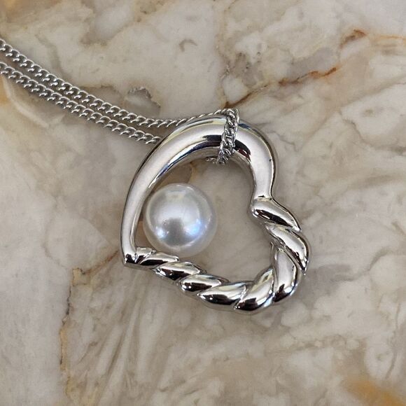 Tasaki Japanese Akoya Pearl 6.8mm 925 Sterling Silver Open Heart Necklace - Picture 8 of 12